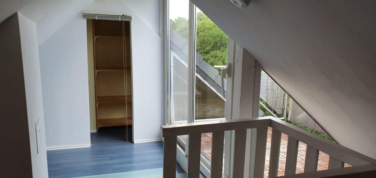 Ferienwohnung Leo Duisburg - Naehe Bahnhof Bagian luar foto