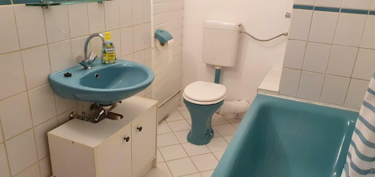 Ferienwohnung Leo Duisburg - Naehe Bahnhof Bagian luar foto